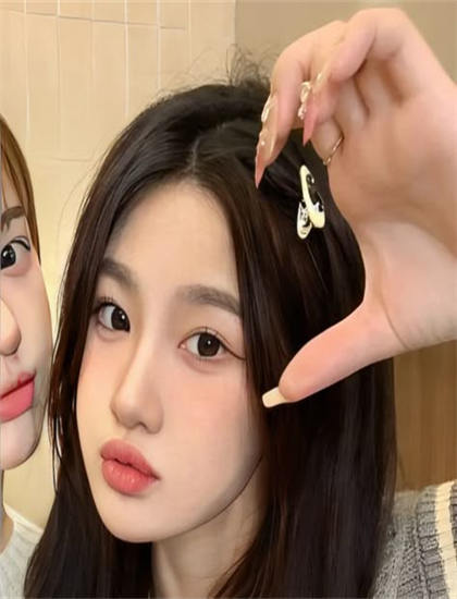 独家剖析：细雪背后的故事与启示——传统与现代的对话